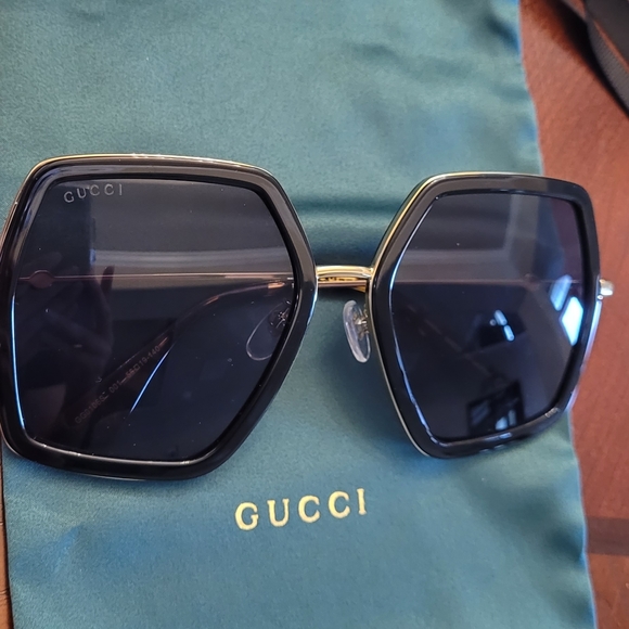 Stunning new oversized sunglasses - Picture 2 of 6